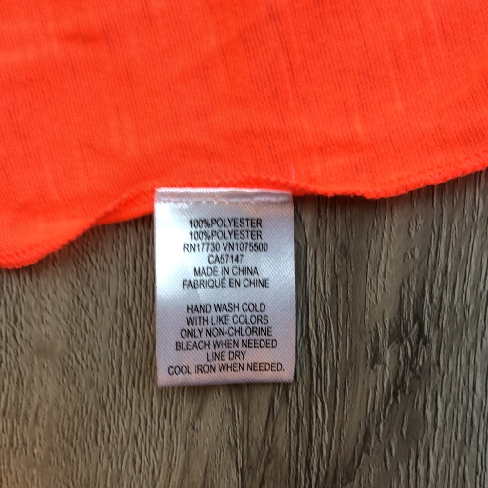 Neon colored scarf - Picture 4 of 4